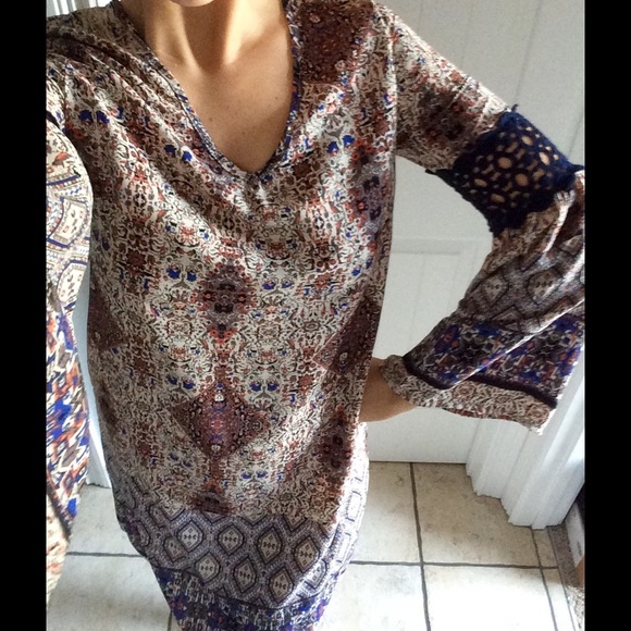 ‼️Crochet Sleeved Dress - Picture 3 of 3