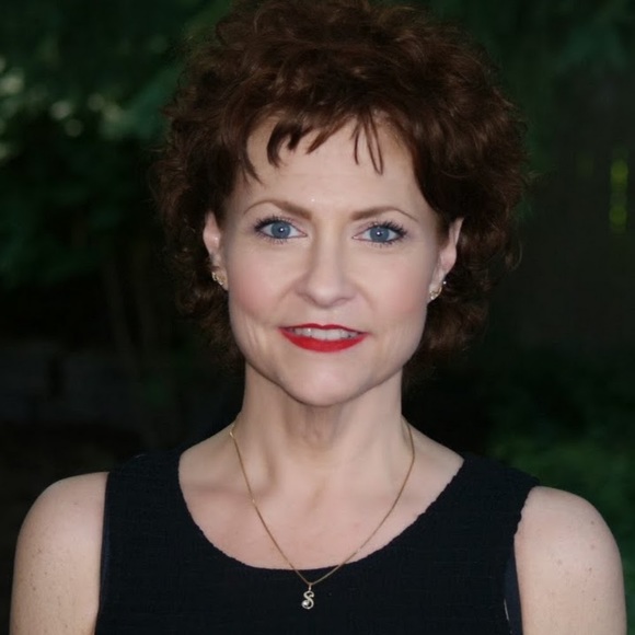 Meet your Posher, Shellie - Picture 1 of 1