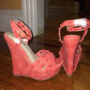 Salmon spike sandal wedges