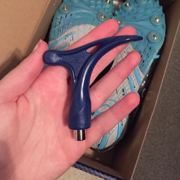 Track spikes - Picture 4 of 4