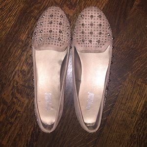 Charlotte Russe Tan Spike Flat