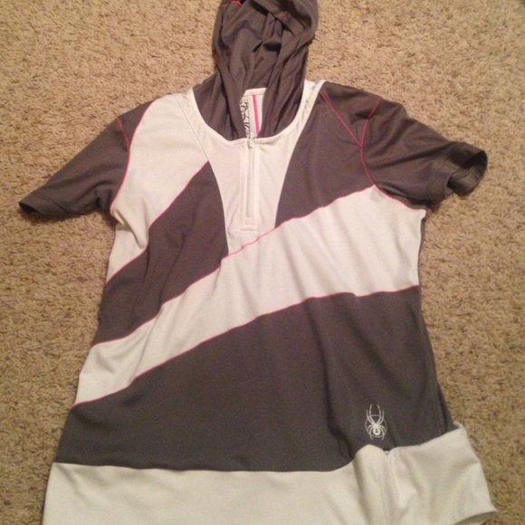 Spyder top