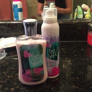 Lotion and shimmer fizz