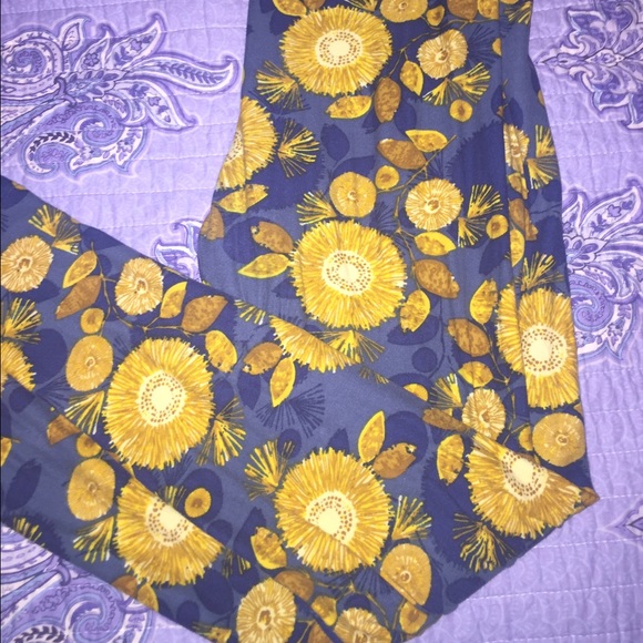Lularoe one size leggings