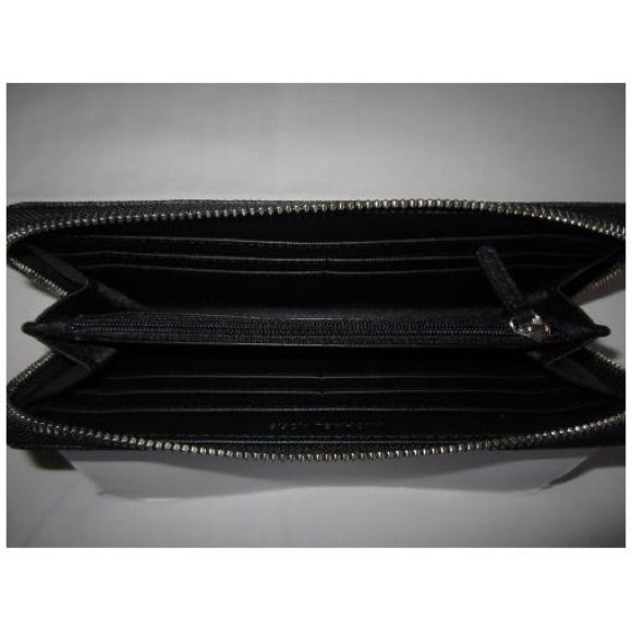 💋SOLD💋Michael Kors Jet Set Wallet💋SOLD💋💋 - Picture 3 of 3