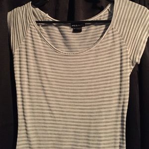 Small shirt Wetseal