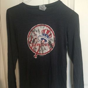 Yankess Long Sleeve