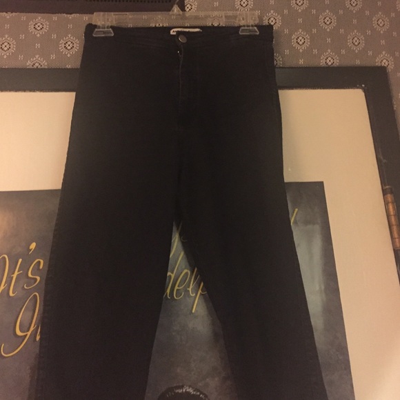 AA BLACK EASY JEAN