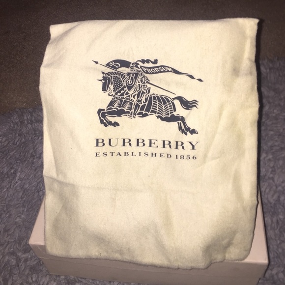 100% Authentic Burberry Nova Wide Stripes Berners - Picture 4 of 4