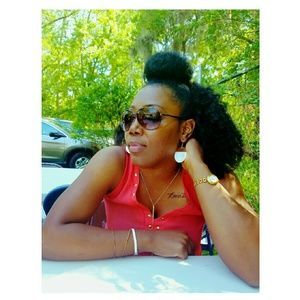 Meet your Posher, Erikka