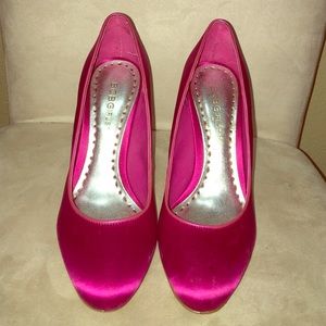 Bcbgirls fuschia pink heels