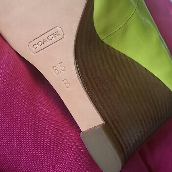 Coach Yellow Lemon Summer Peep Toe Sandals Wedges - Picture 4 of 4