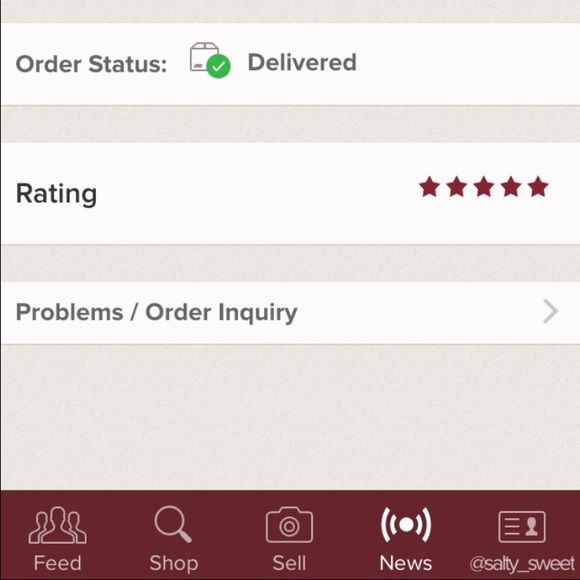 • Silver Mirrored Sunnies • - Picture 4 of 4