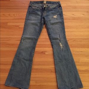NWOT True Religion size 28 jeans, never been worn!