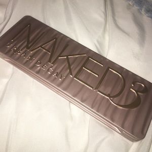 Naked 3 pallet