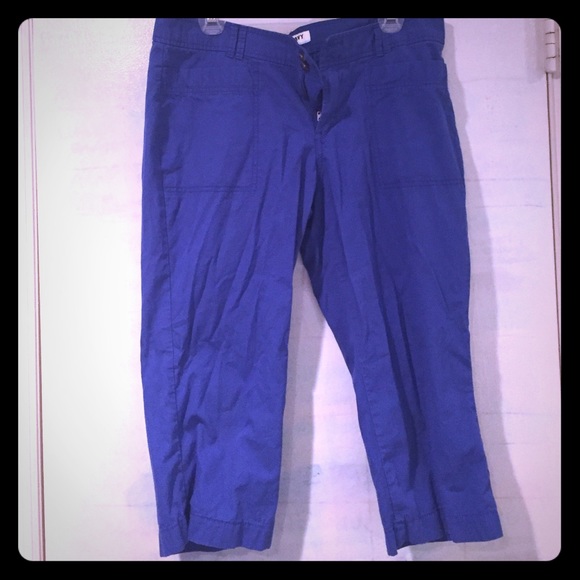 Blue stitched pocket capris old navy