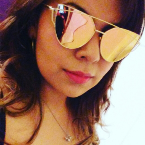 Rose Gold Sunglasses - Picture 2 of 4