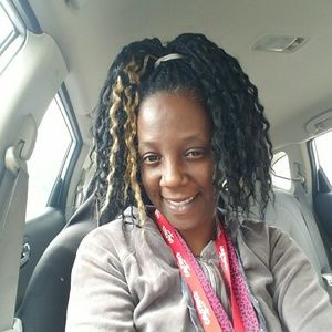 Meet your Posher, Shadawna