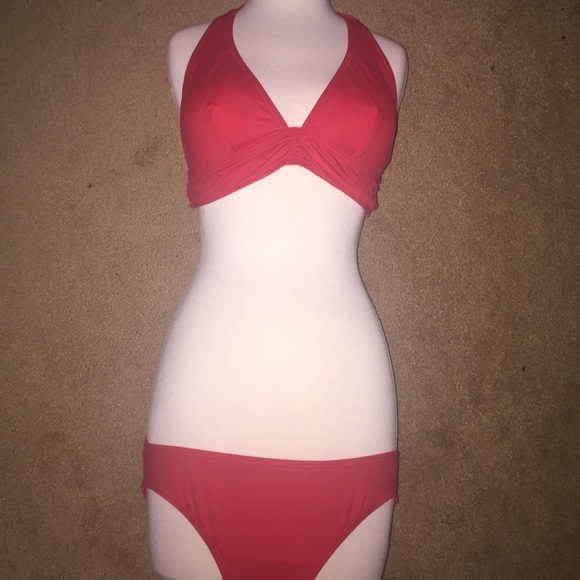 Beautiful NEW Donna Karen Bikini ☀️😎summertime