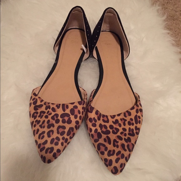 Gap leopard flats