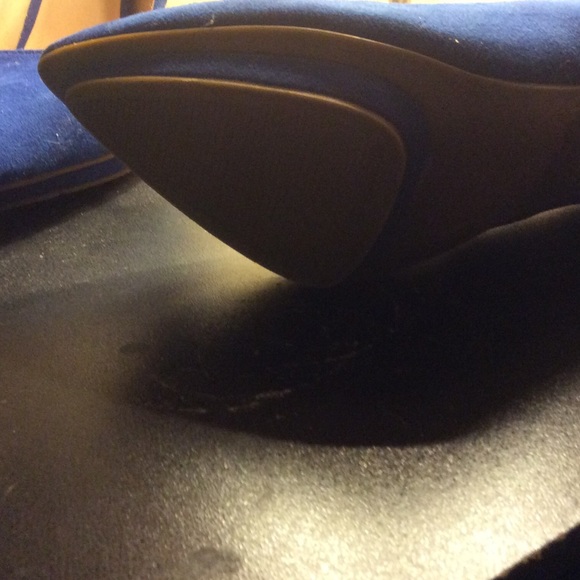 Pointed toe heels - Picture 2 of 2