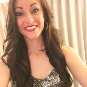 Meet your Posher, Brooke