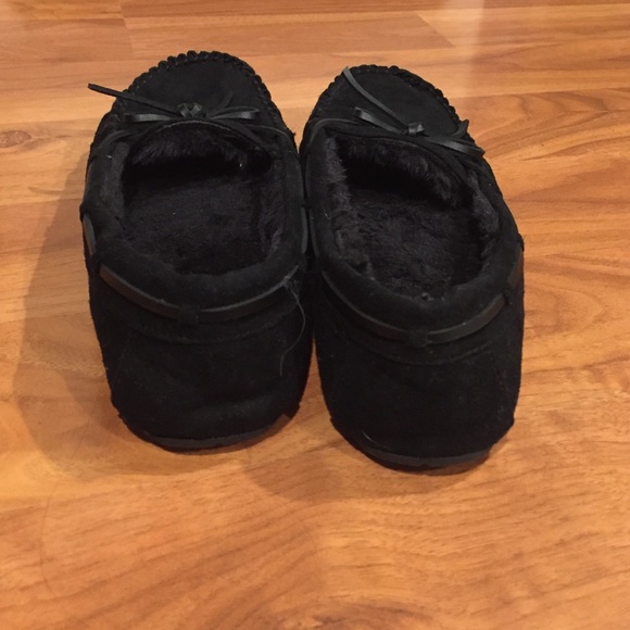 Slippers - Picture 3 of 3