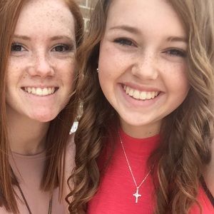 Meet your Posher, Kaytlyn