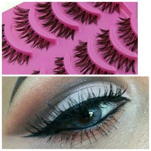 *FLASH SALE* 5pc Natural Cross False Lashes