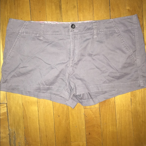 Woman's American eagle shorts
