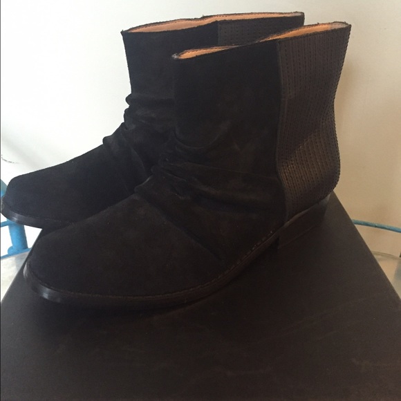 New in Box Joe's Jeans Jeanette Booties 37.5