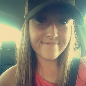 Meet your Posher, Annalee