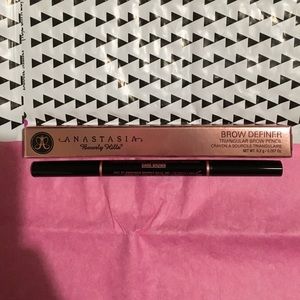 Anastasia Beverly Hills Brow Definer