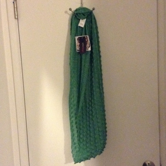 Sparkle Infinity Scarf - Picture 3 of 3