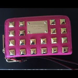 Michael Kors wristlet