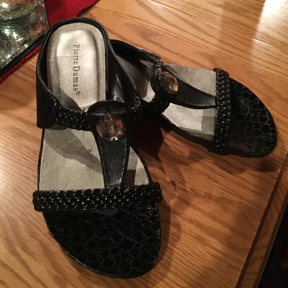 Brand New Pierre Dumas sandals