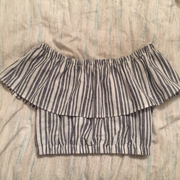 NWT lush off the shoulder top