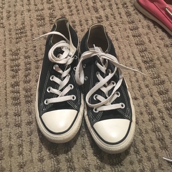Black converse