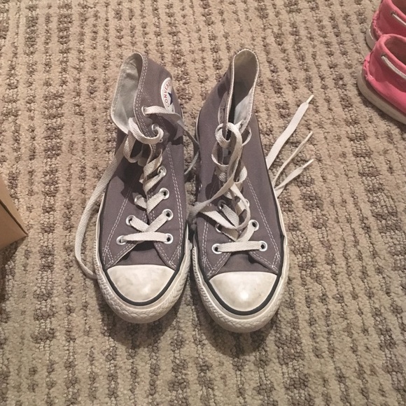 Gray high top converse