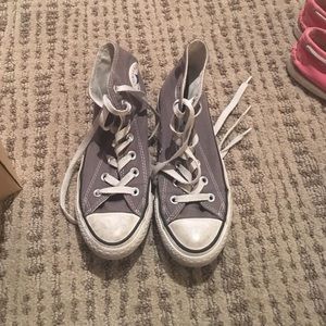 Gray high top converse