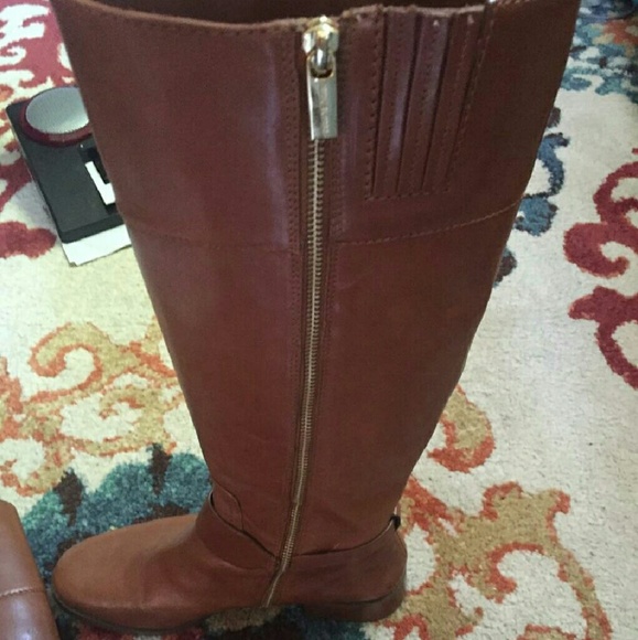 Michael Kors boots - Picture 3 of 3