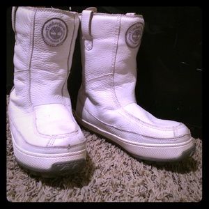 White timberland boots