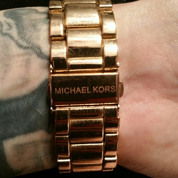 Michael Kors Rose Gold Watch main image 4
