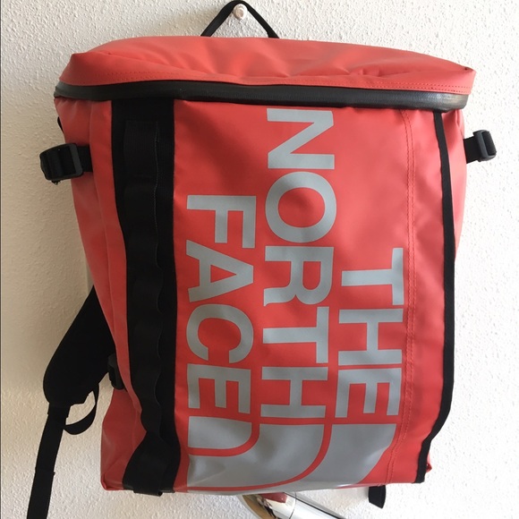 north face bag waterproof