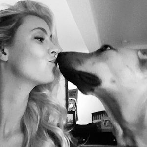 Meet your Posher, Claudia