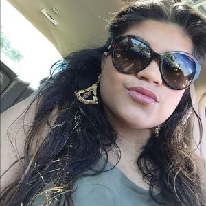 Meet your Posher, Gaby