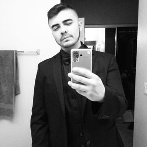 Meet your Posher, Mark