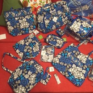 BLUE BAYOU Vera Bradley listings! BLUE BAYOU Vera Bradley listings!