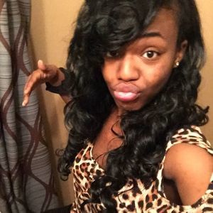 Meet your Posher, Iris