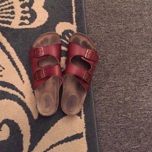 BIRKENSTOCK-style Mossimo sandals size 10